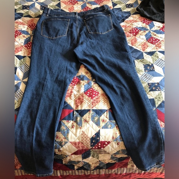 No Boundaries Women’s Size 17 jeans NWOT - Picture 2 of 3